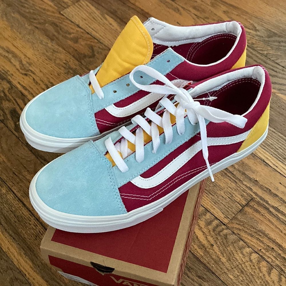 1 LEFT! Size 7.0-Vans Old Skool Retro Rainbow